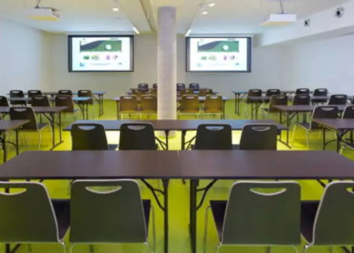 Konference Park Ξενοδοχείο 4*