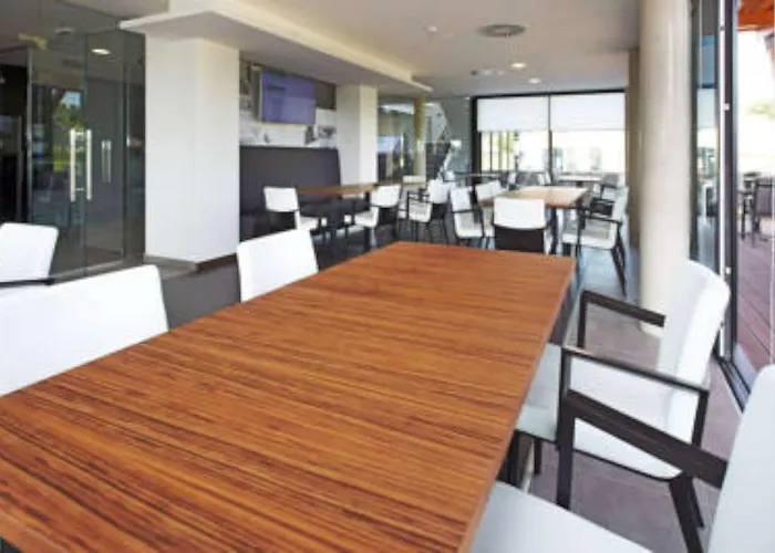 Konference Park 4* Χράντεκ Κράλοβε